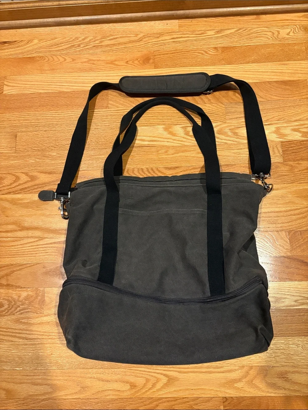 Lo & Sons Catalina Deluxe Tote Canvas Gray
